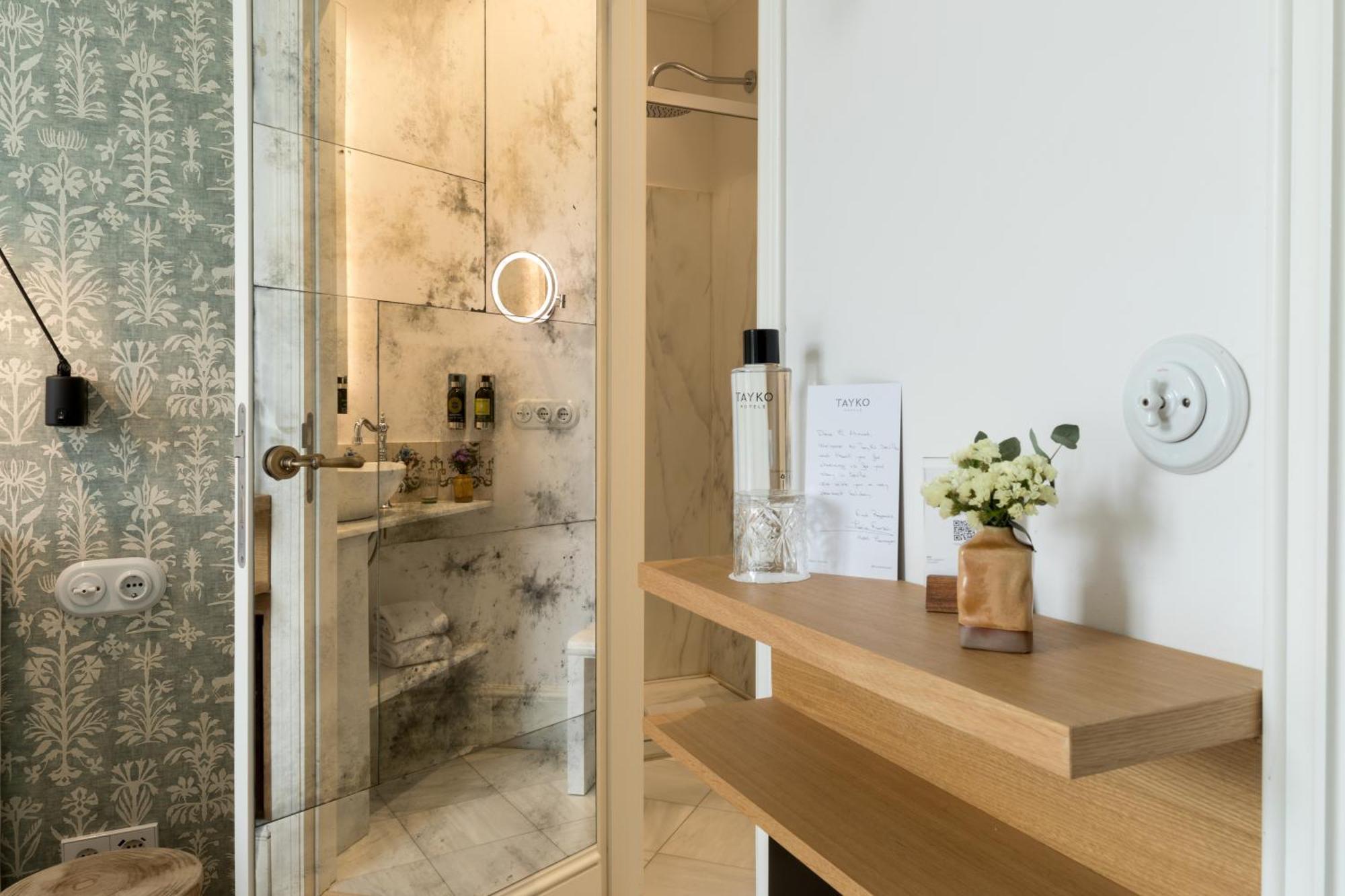 Hotel Tayko Sevilla Екстер'єр фото